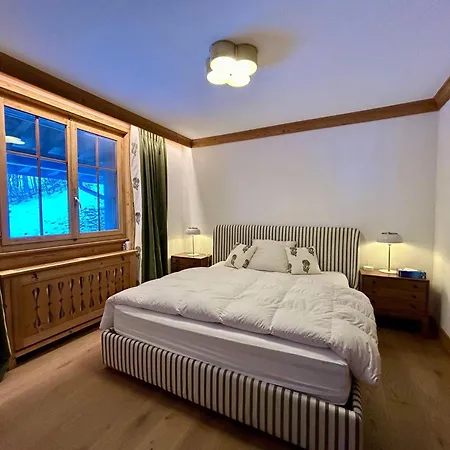 Beautiful Flat With Traditional Architecture Apartment