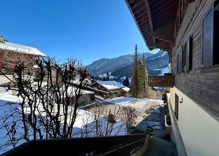 Beautiful Flat With Traditional Architecture *