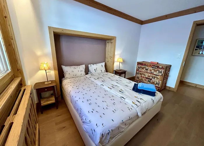 아파트 Beautiful Flat With Traditional Architecture Rougemont