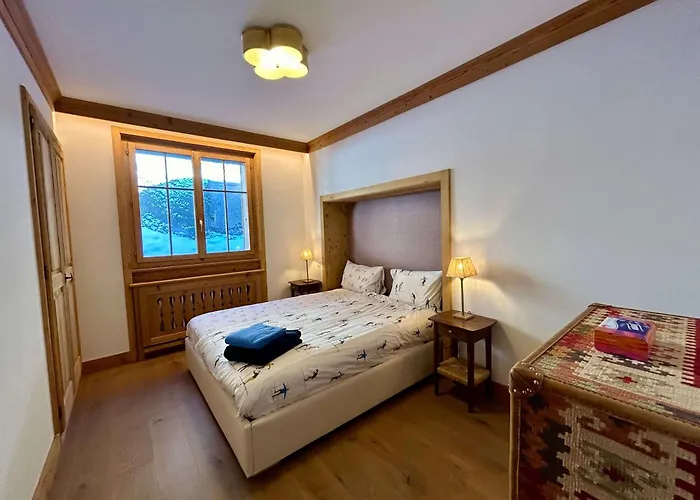 Beautiful Flat With Traditional Architecture Rougemont