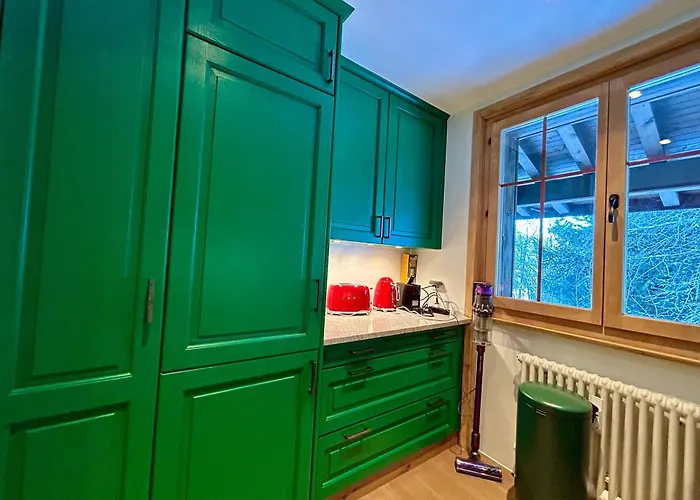 Beautiful Flat With Traditional Architecture *