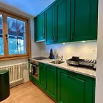 アパート Beautiful Flat With Traditional Architecture ルージュモン